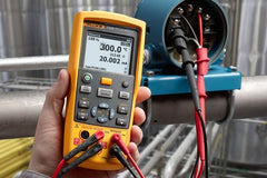 FLUKE-712C