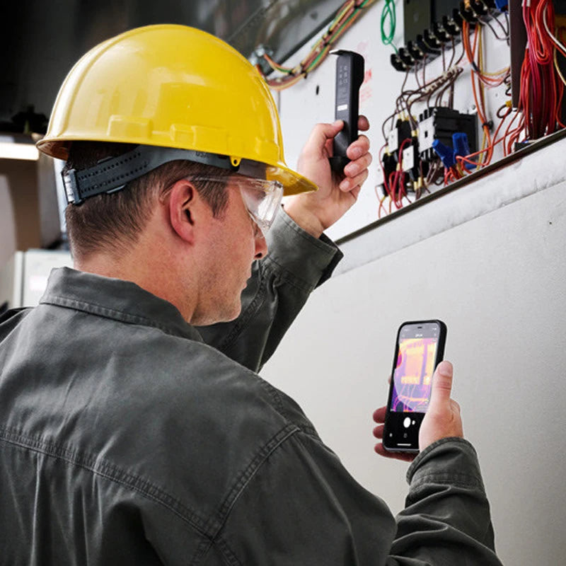FLIR ONE EDGE Pro Connect Thermal Imaging Cameras Wirelessly To IOS And Android Smart Devices